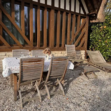 Adorable Chaumiere Pres De Deauville *